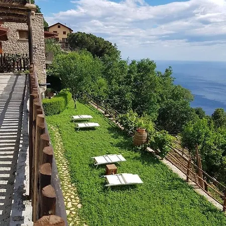 Orrido Di Pino Farm stay Agerola