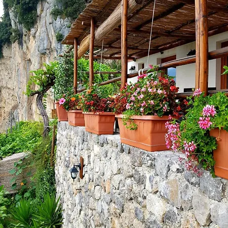 Orrido Di Pino * Agerola