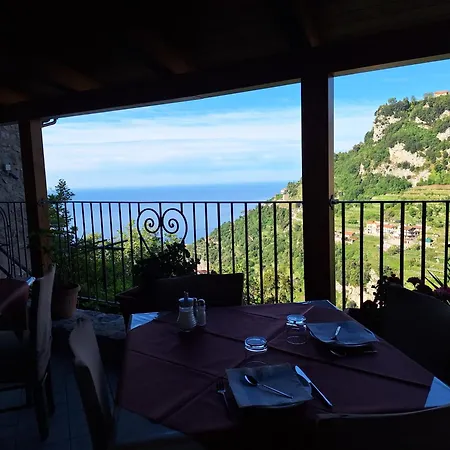 Alloggio per agriturismo Orrido Di Pino *