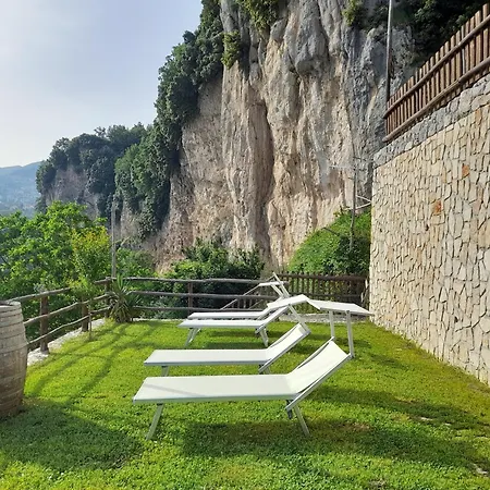 Alloggio per agriturismo Orrido Di Pino Agerola