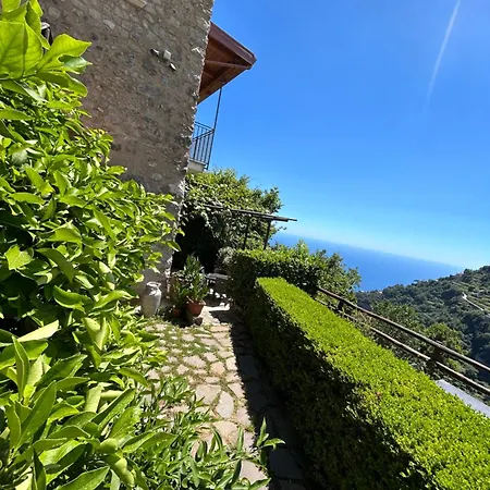 Alojamento de Turismo Rural Orrido Di Pino Agerola