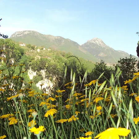 Orrido Di Pino ファームステイ